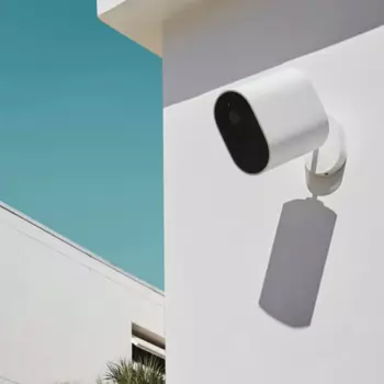 Caméra Surveillance Xiaomi BHR4435GL Mi Wireless Outdoor Security 1080p Set Blanc